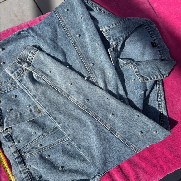 🎀NWOT Pearl Studded Denim Blue Jean Jacket 🎀 - Picture 7 of 16